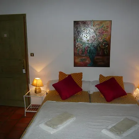 Restaurant Le Clos Des Souquets Отель Fabrezan